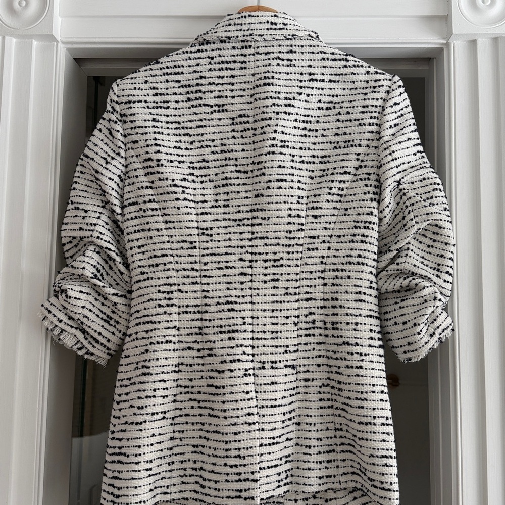 Cinq a sept Elegant Black and White Women's Jacket like new - Picture 5 of 6